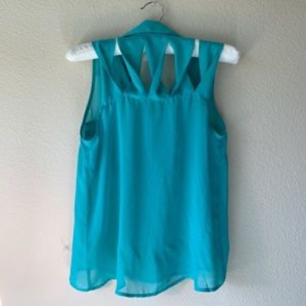 Sheer Green Tank Top with Twisted Back Strappy Accents Size XS Charlotte Russe - Picture 2 of 6